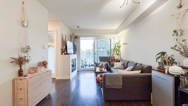 301 - 3333 Main Street