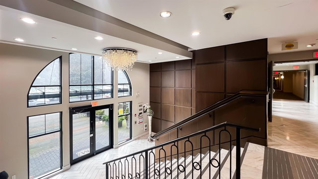 406 - 9399 Odlin Road