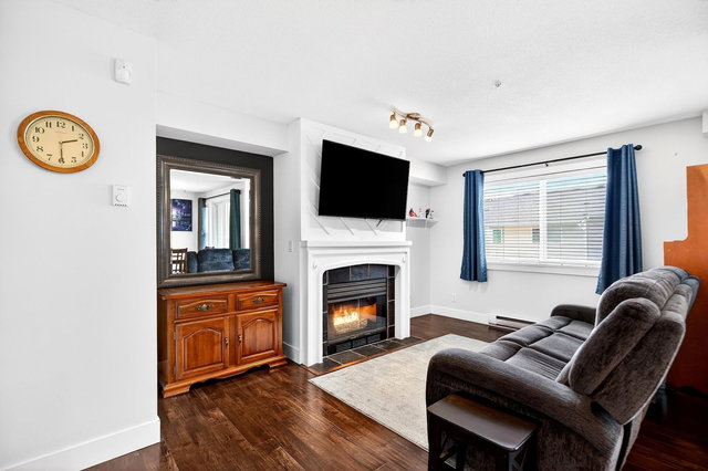 101 - 22275 123 Avenue