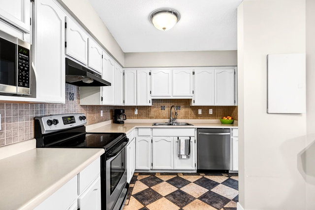 101 - 22275 123 Avenue