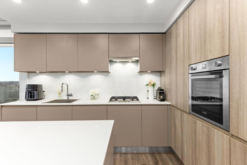 905 - 3833 Evergreen Place, Burnaby, V3J 0M2 | Image 3