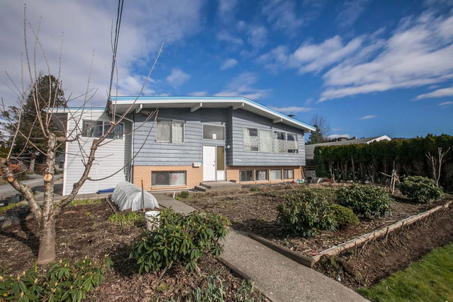 7017 Kitchener Street