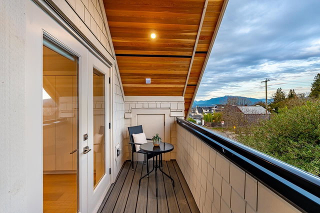 1 - 5355 Inverness Street