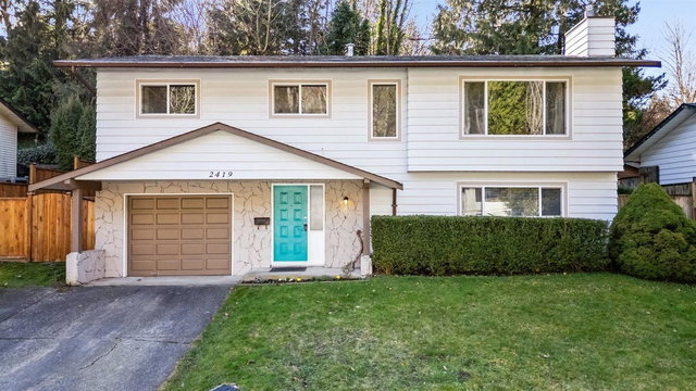 2419 Cameron Crescent