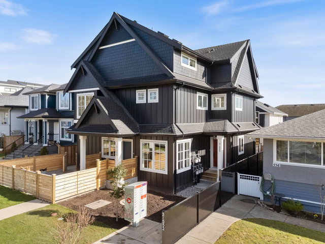 3 - 550 Kaslo Street