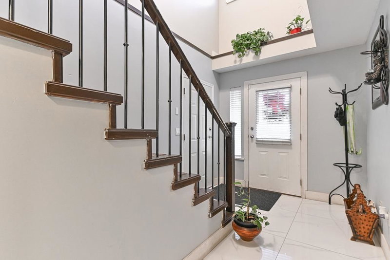 30482 Northridge Way, Abbotsford, V2T 6X7 | Image 2