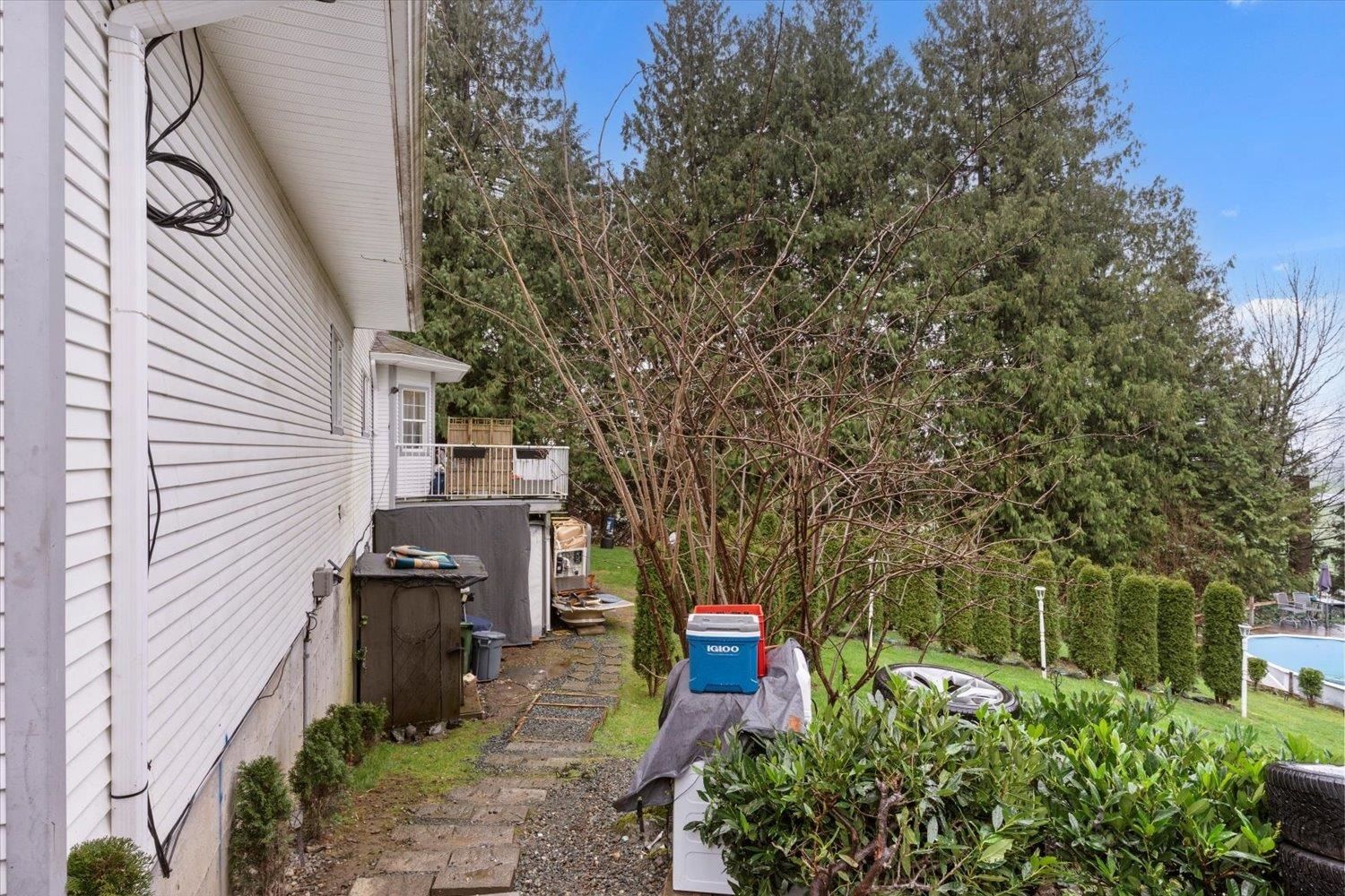 Listing Image 23