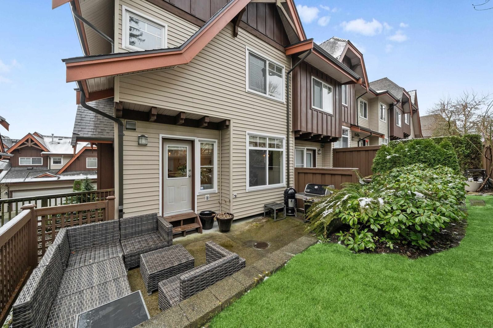 Listing Image 16