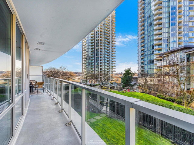 303 - 4189 Halifax Street