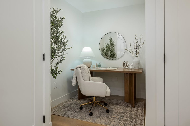 310 - 46185 Thomas Road, Chilliwack, V2R 6H3 | Image 3