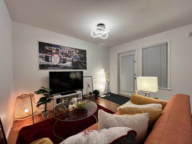 3 - 5525 Halley Avenue