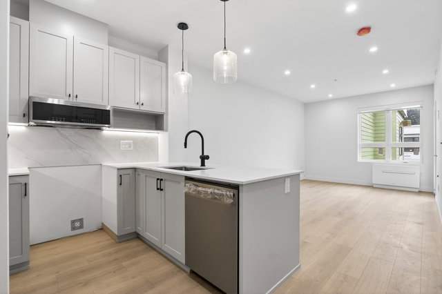 506 - 46185 Thomas Road