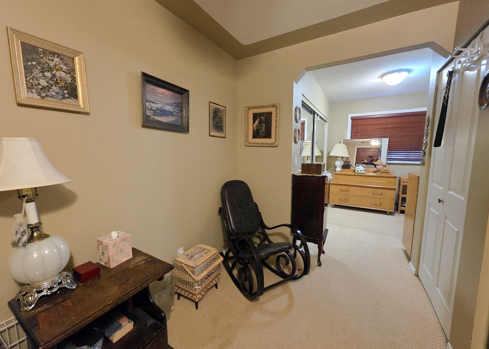 Listing Image 18