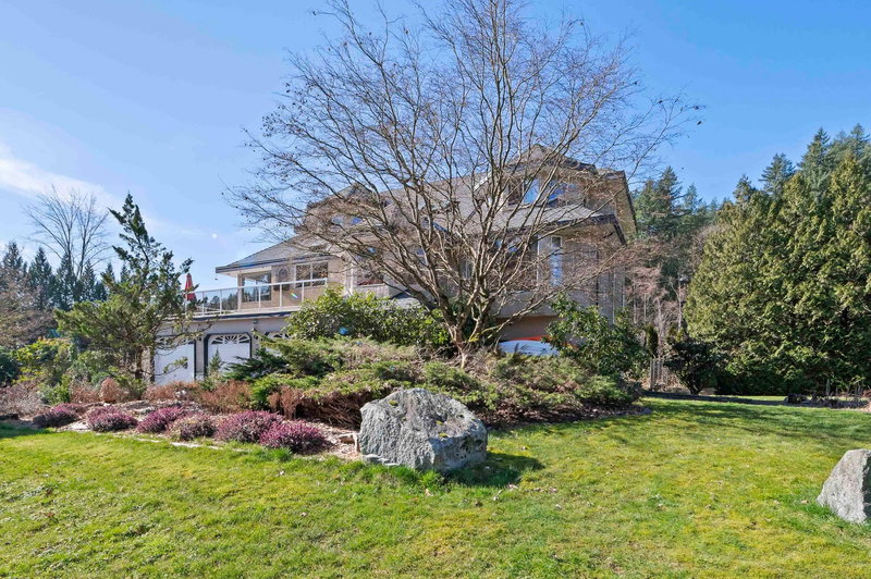 15227 Sheridan Drive, Pitt Meadows, V3Y 2T9 | Image 2