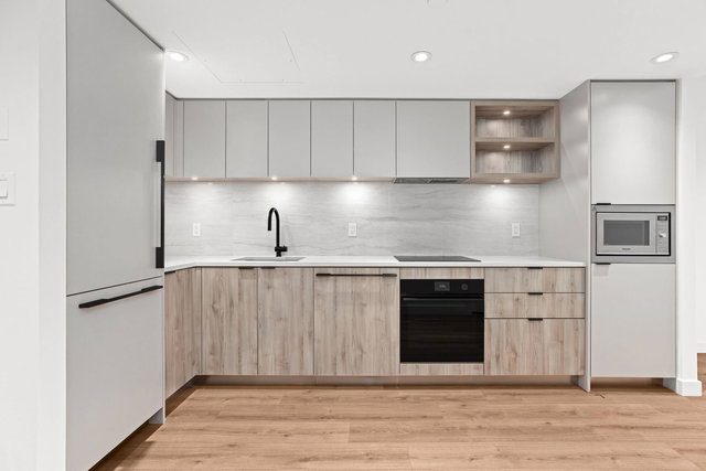 310 - 755 Harbourside Drive