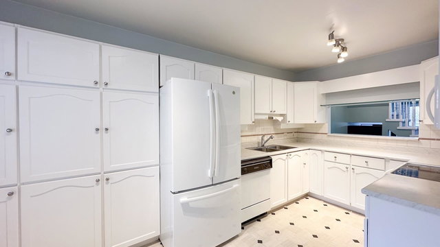 304 - 7251 Minoru Boulevard