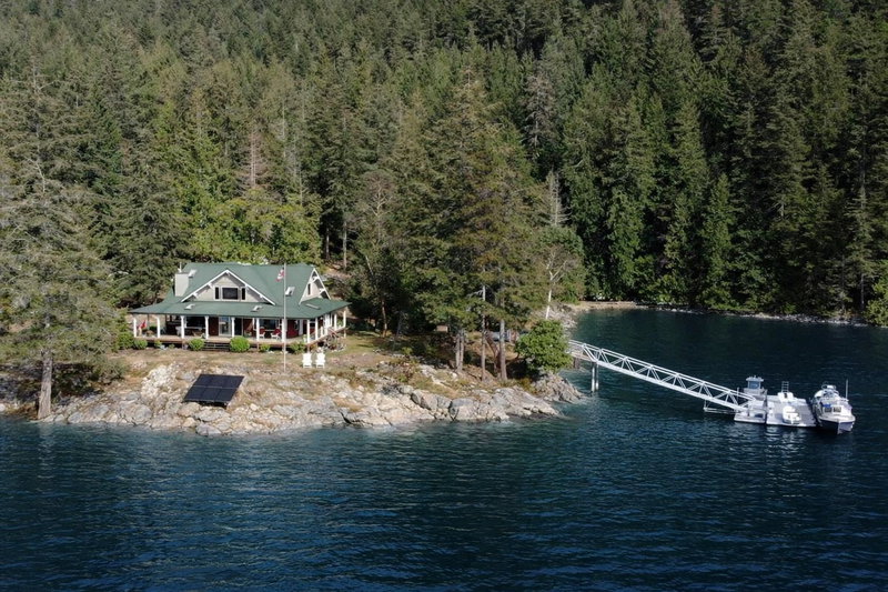DL6129 Nelson Island