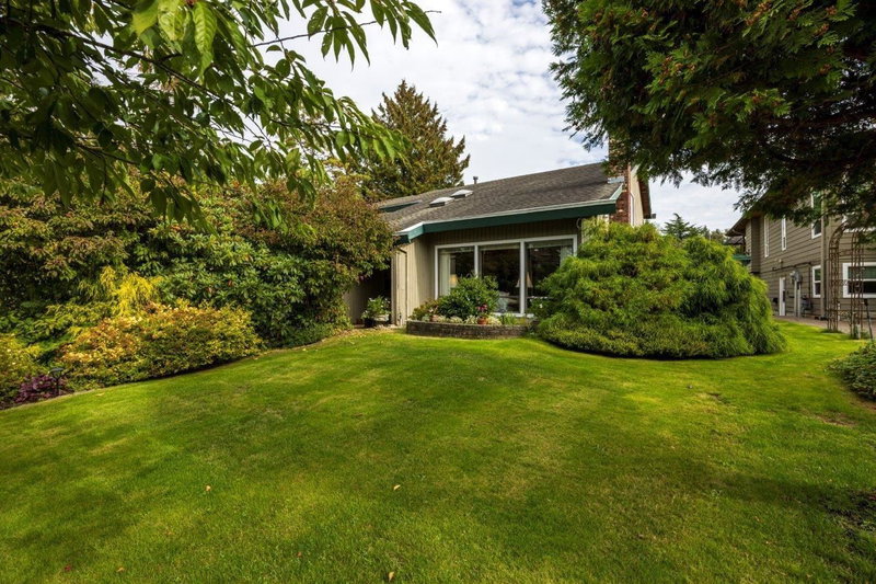 6364 Parkview Place, Burnaby, V5E 4B6 | Image 2