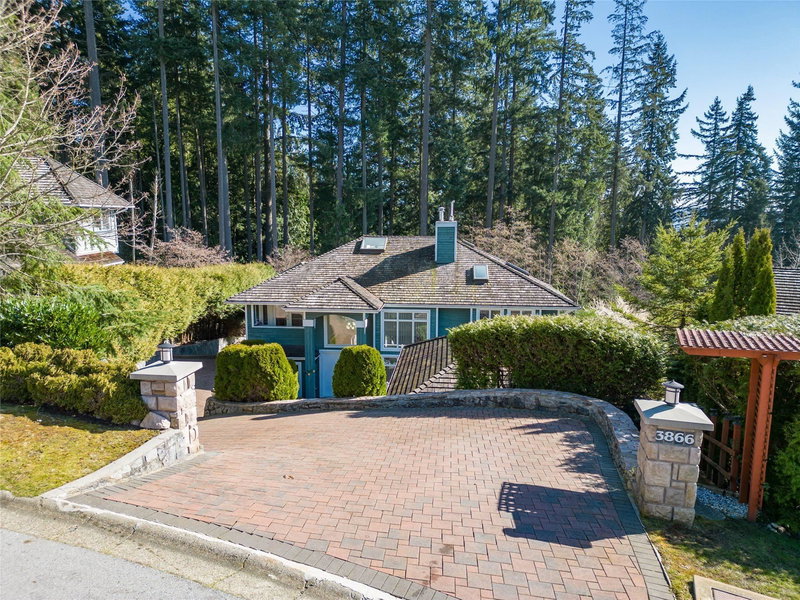 3866 Michener Way, North Vancouver, V7K 3C7 | Image 2