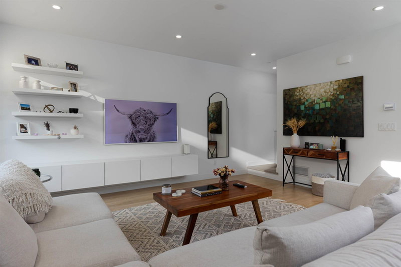 17 - 602 Lile Drive, North Vancouver, V7G 0B3 | Image 3