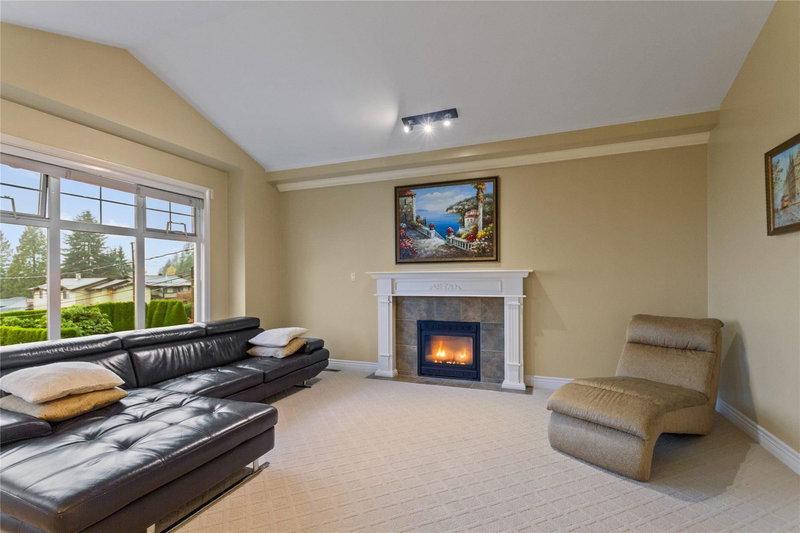 3782 Lonsdale Avenue, North Vancouver, V7N 3K6 | Image 3