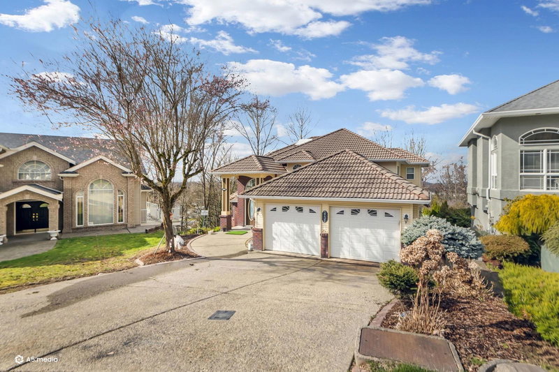 3737 Lethbridge Drive, Abbotsford, V3G 1J5 | Image 2