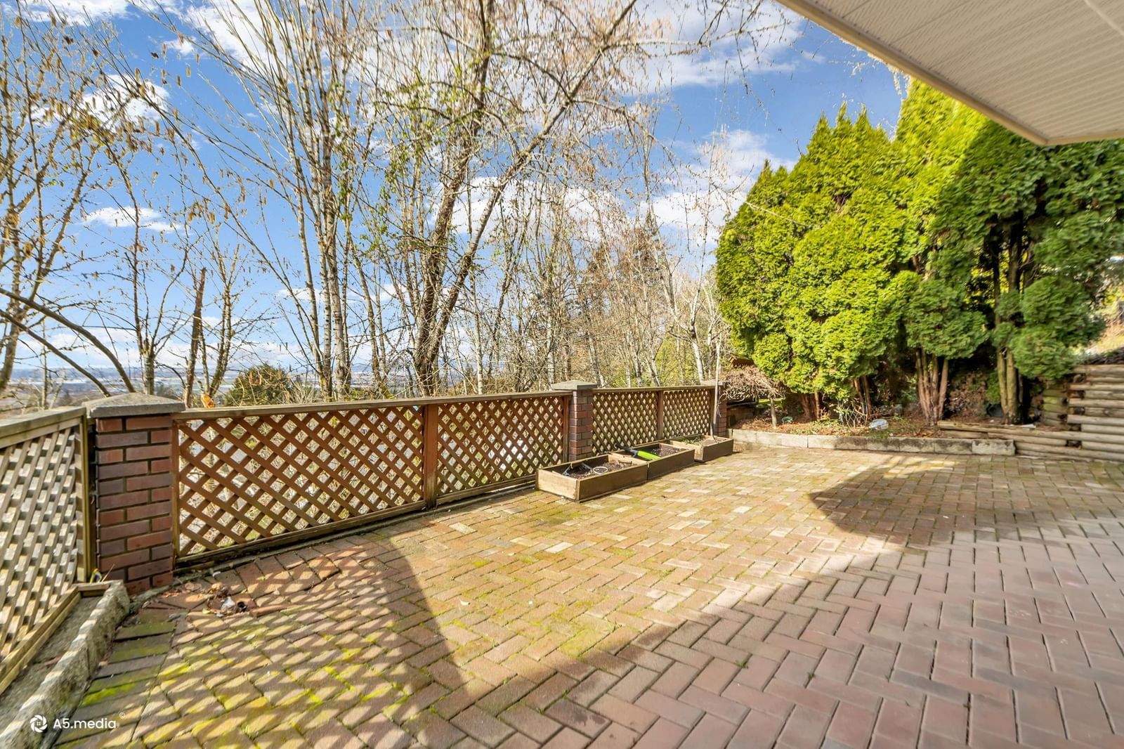 Listing Image 23