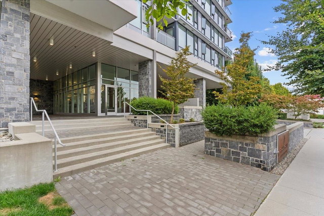 1106 - 3281 Kent Avenue North E