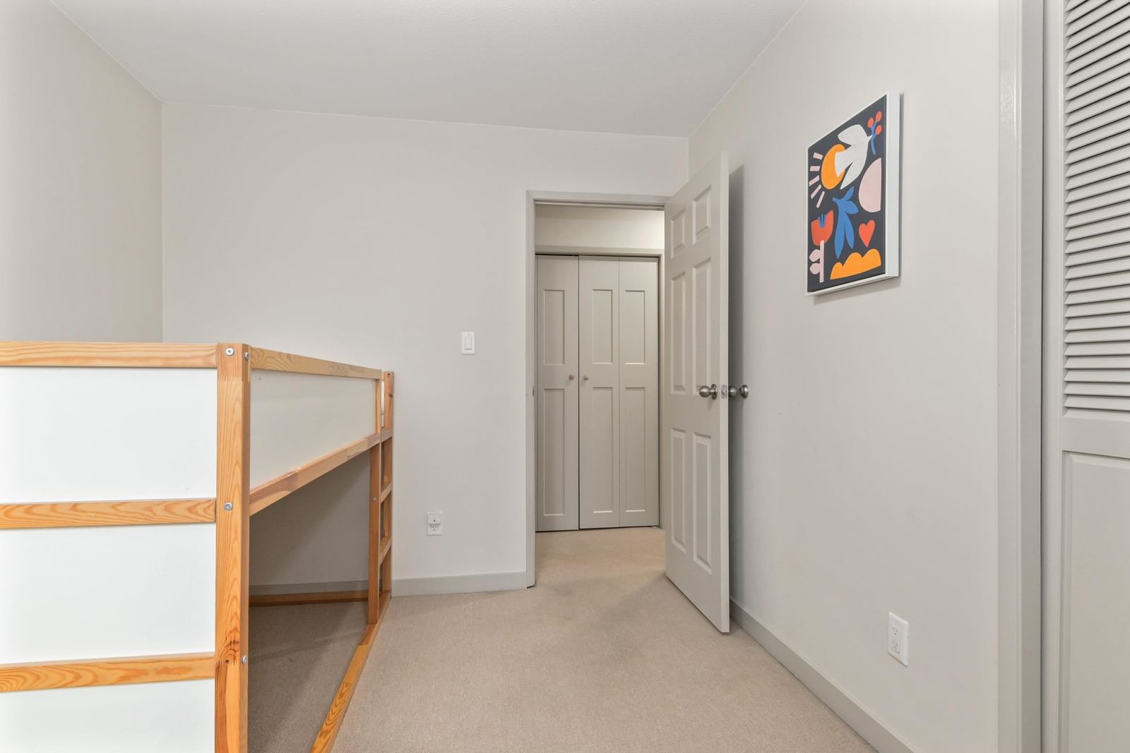 Listing Image 24