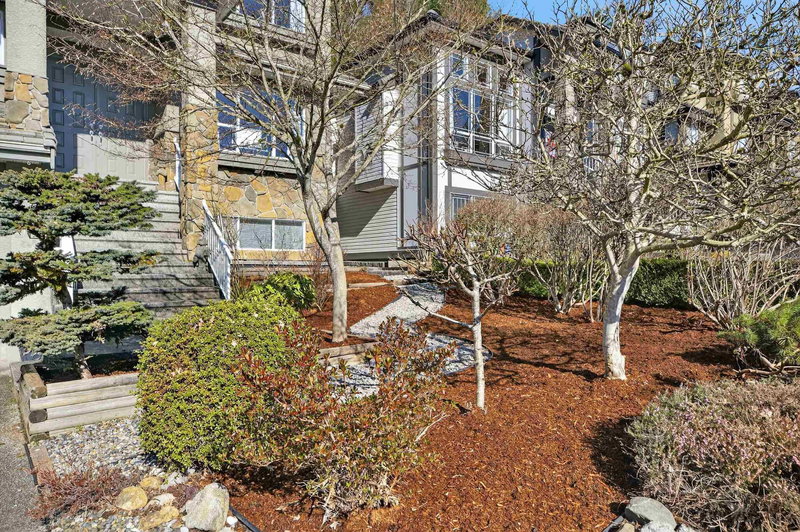 98 Linden Court, Port Moody, V3H 5C2 | Image 3