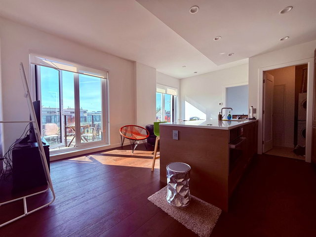 405 - 5681 Birney Avenue