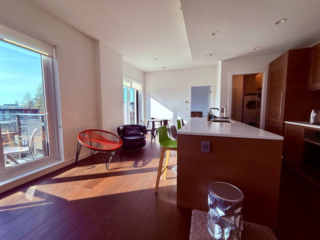 405 - 5681 Birney Avenue