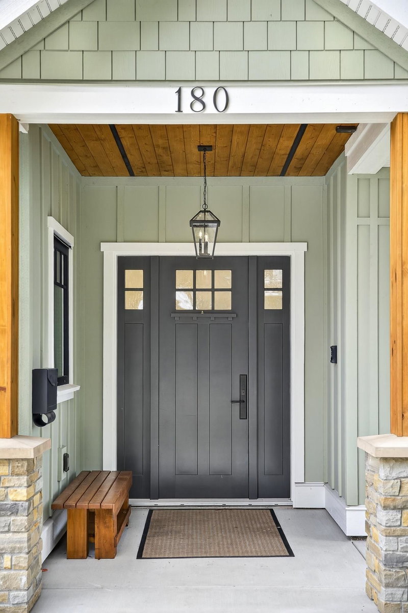 180 Douglas Crescent, Richmond, V7B 1E5 | Image 2