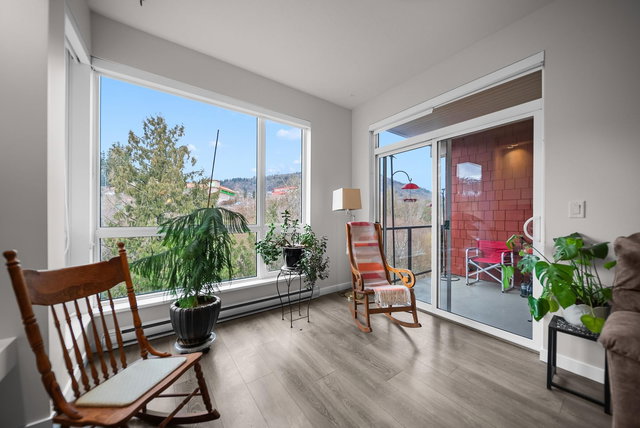 404 - 2238 Whatcom Road