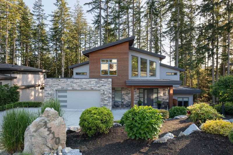 1510 Crystal Creek Drive, Anmore, V3H 0A3 | Image 2