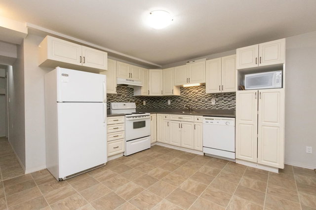 34350 Redwood Avenue