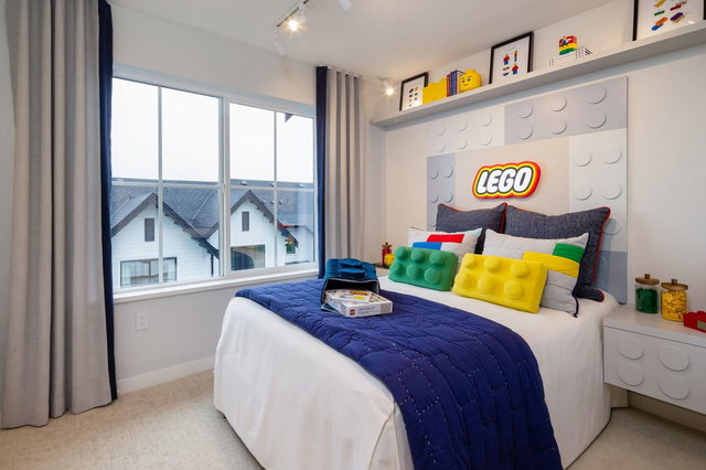 120 - 3637 Sheffield Avenue