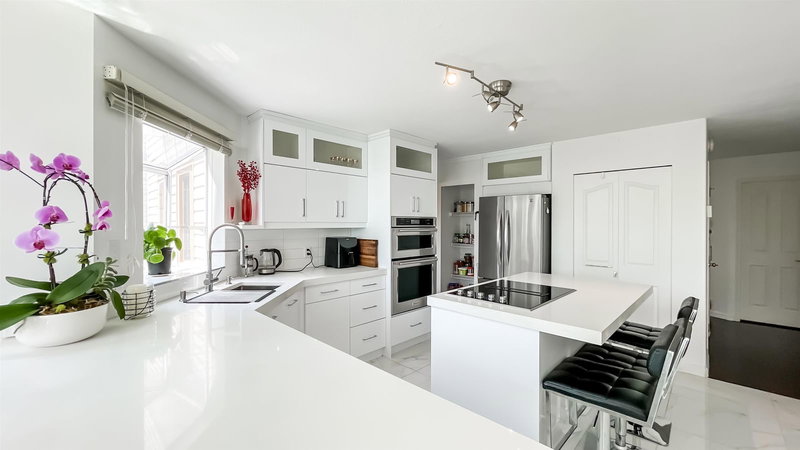 1476 Lansdowne Drive, Coquitlam, V3E 2S8 | Image 2