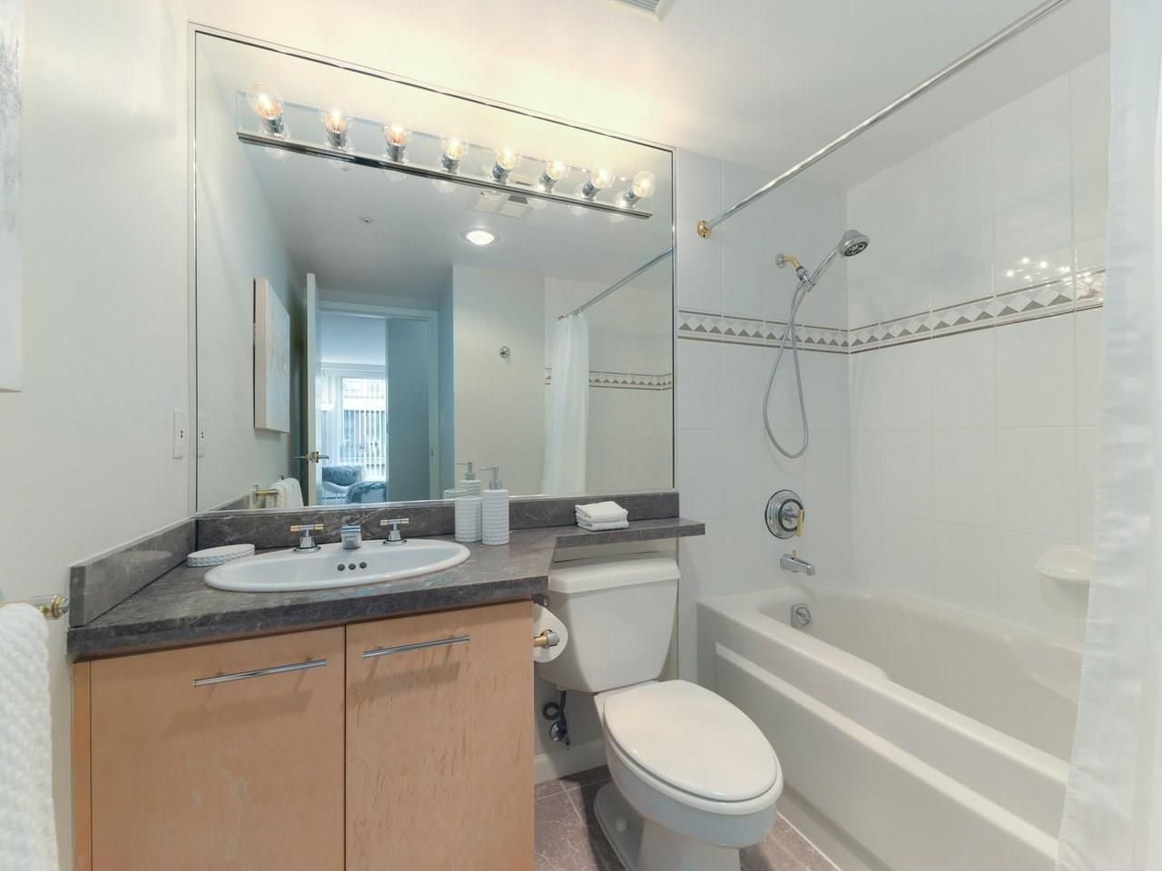Listing Image 17