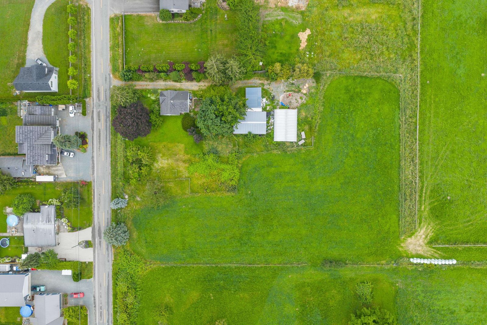 Listing Image 16