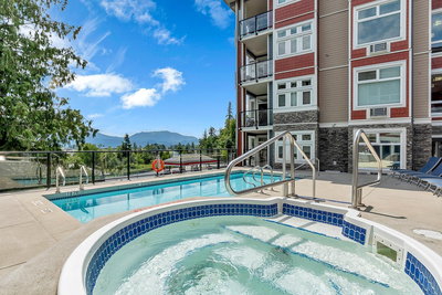 408 - 2242 Whatcom Road | Abbotsford | Image