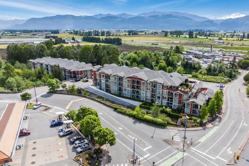 408 - 2242 Whatcom Road, Abbotsford, V3G 0E6 | Image 2