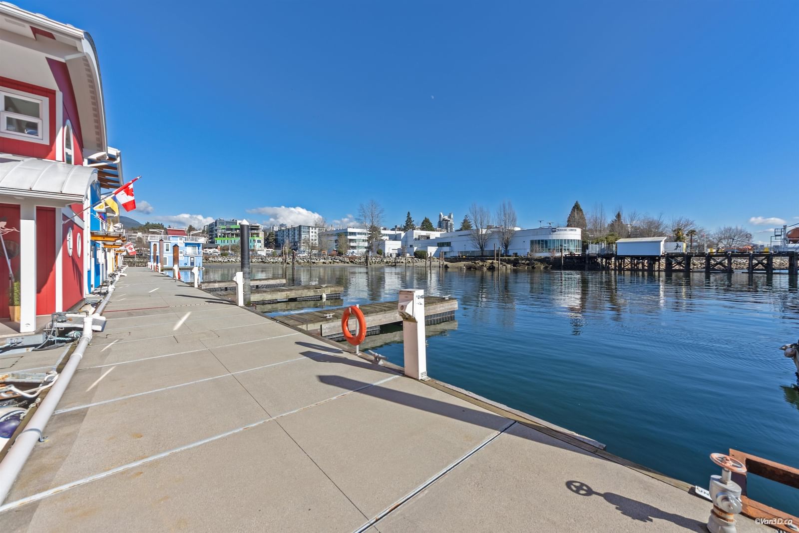 Listing Image 6