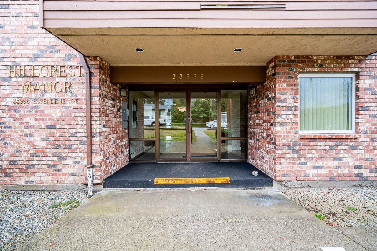 Listing Image 26