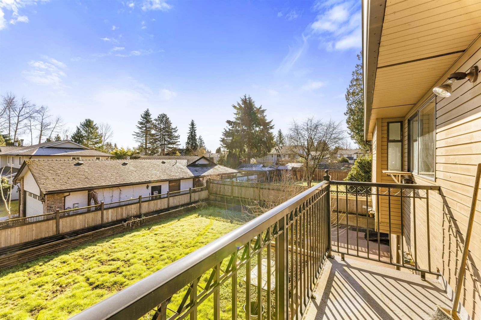Listing Image 15