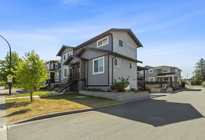 20388 Wicklund Avenue, Maple Ridge, V2X 2Z5 | Image 2