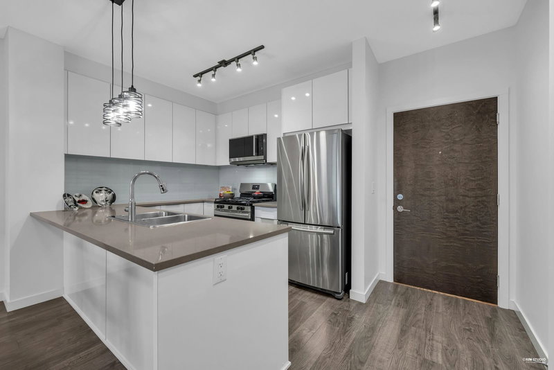 411 - 1152 Windsor Mews, Coquitlam, V3B 0N1 | Image 2