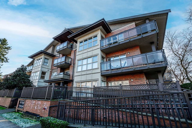 203 - 1988 Suffolk Avenue