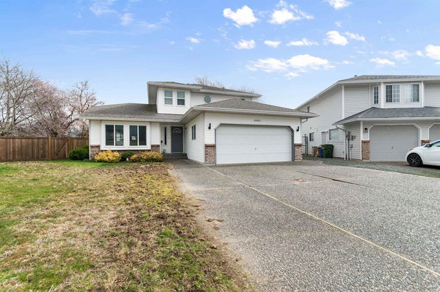 45023 Stratford Place