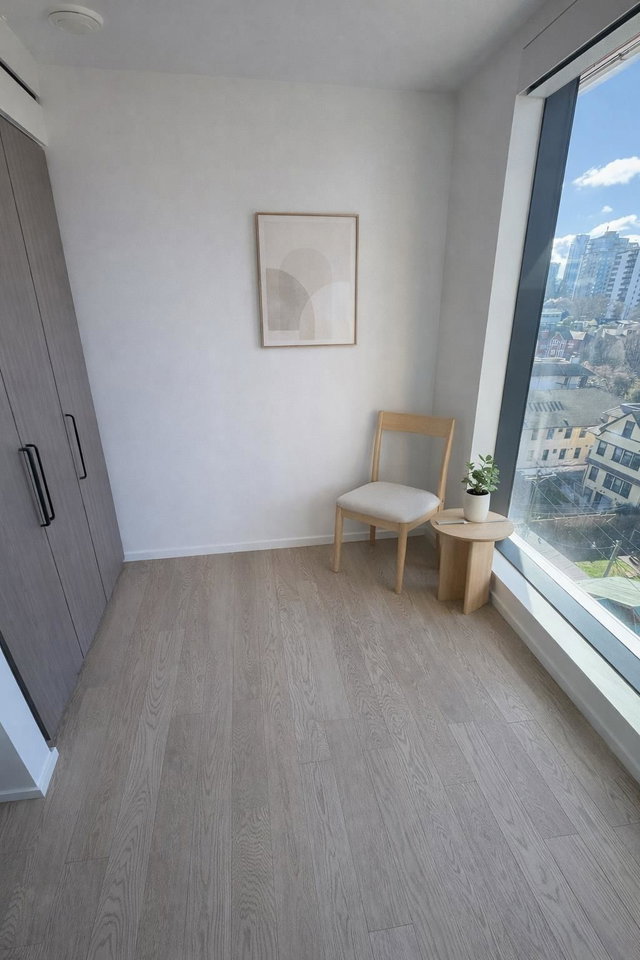 1001 - 1482 Robson Street